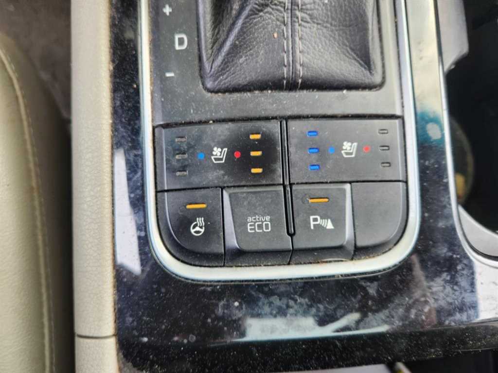 KIA Carnival 2015 Plateado - Importación desde Corea - HF Imports Iquique - Foto 13