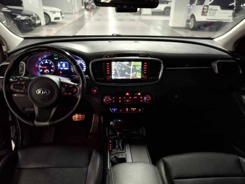 KIA Sorento - Vista 7