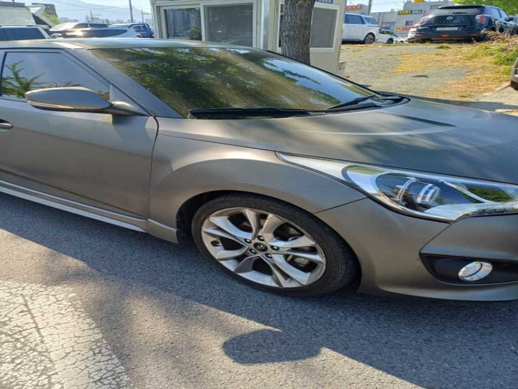 HYUNDAI Veloster - Vista 5