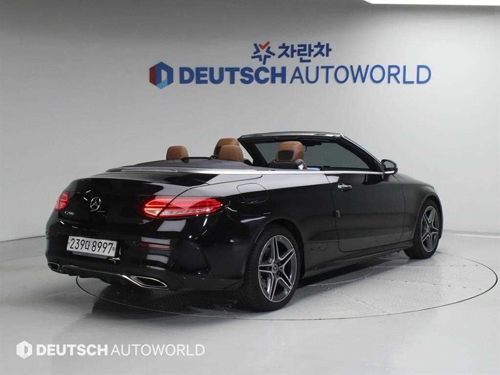 Mercedes Benz C Class - Vista 2