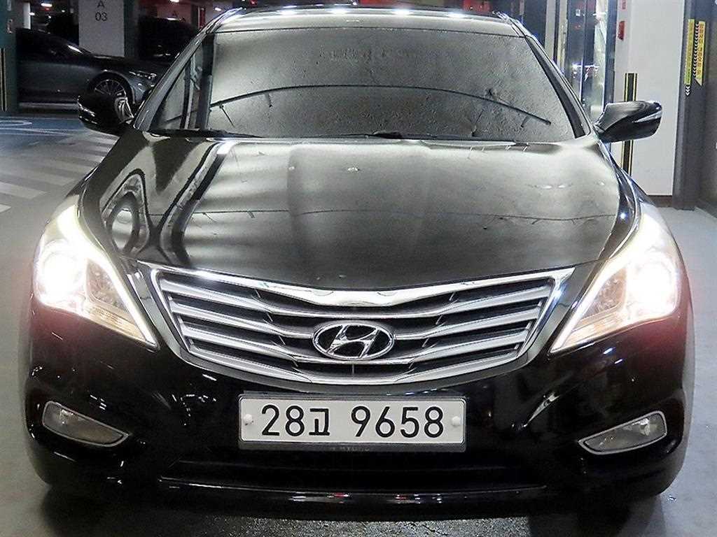 HYUNDAI Grandeur - Vista 2