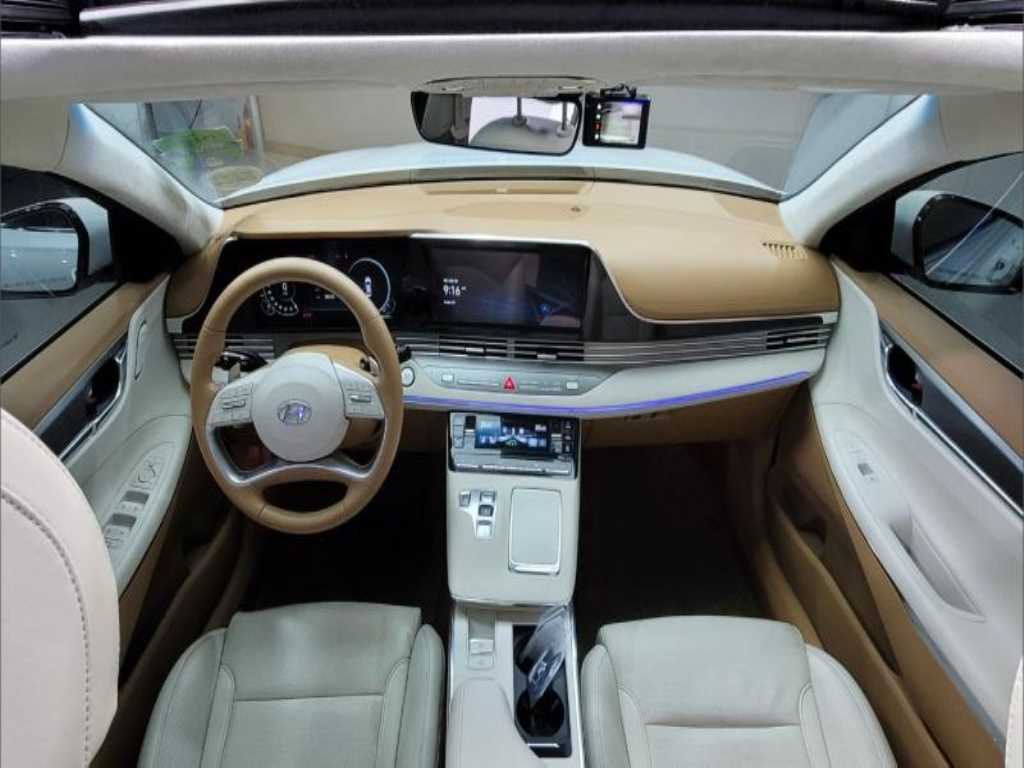 HYUNDAI Grandeur - Vista 6