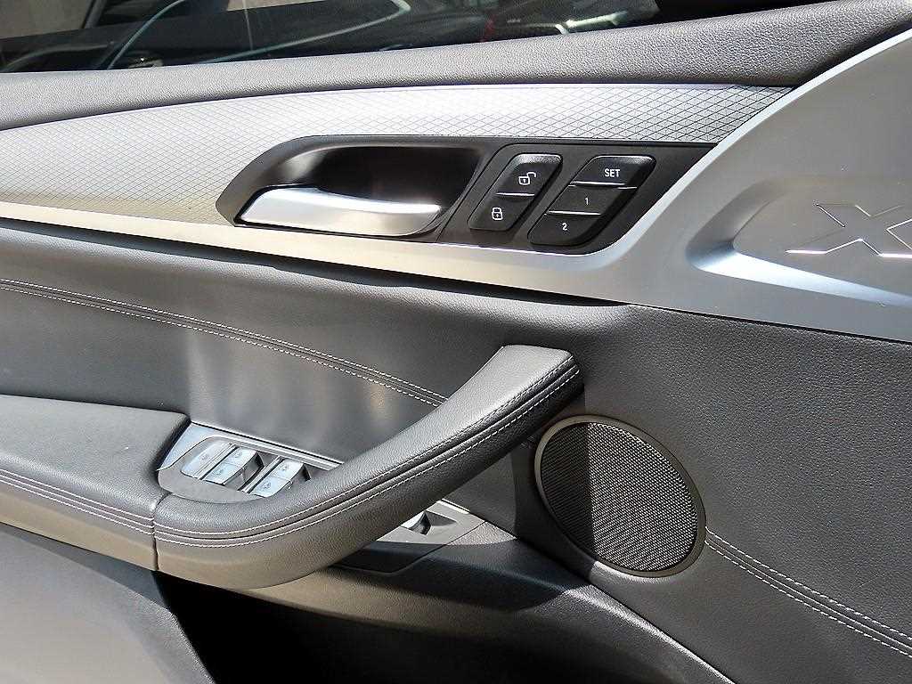 BMW X3 - Vista 12