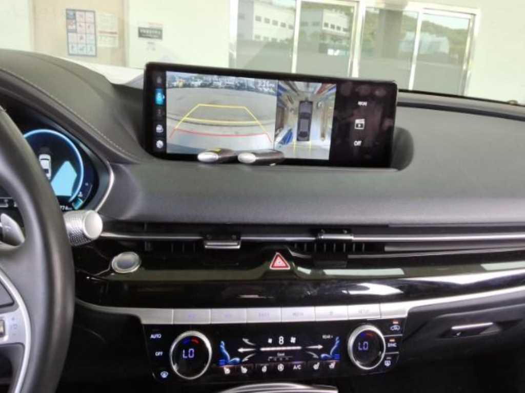 Genesis G80 - Vista 6