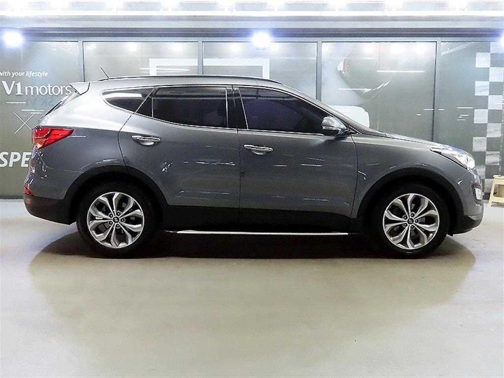 HYUNDAI Santa Fe - Vista 3