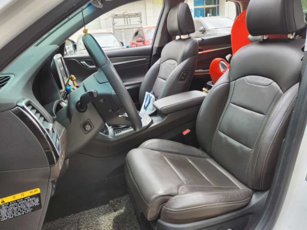 HYUNDAI Grandeur - Vista 5