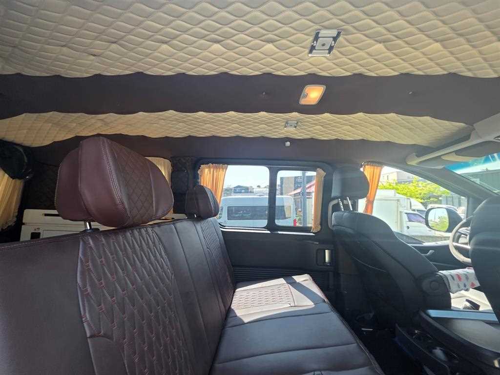HYUNDAI Staria - Vista 6