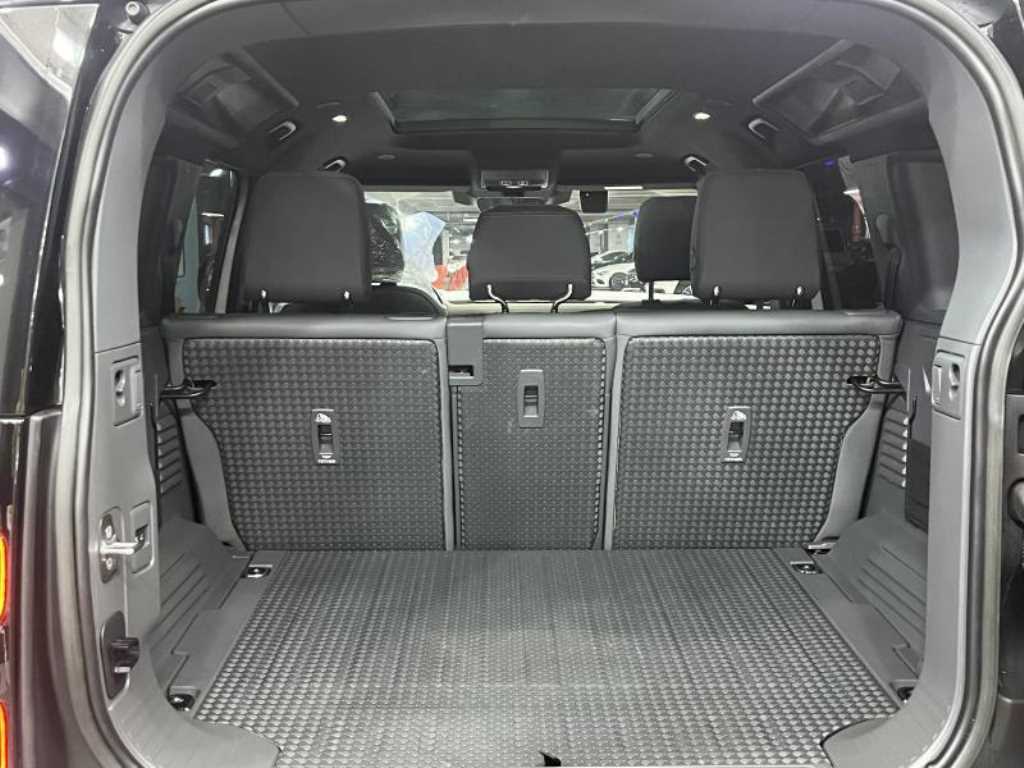 Land Rover Defender - Vista 6