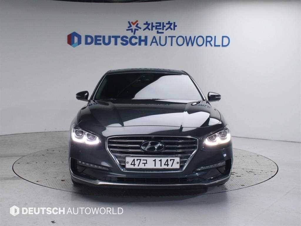 HYUNDAI Grandeur - Vista 3