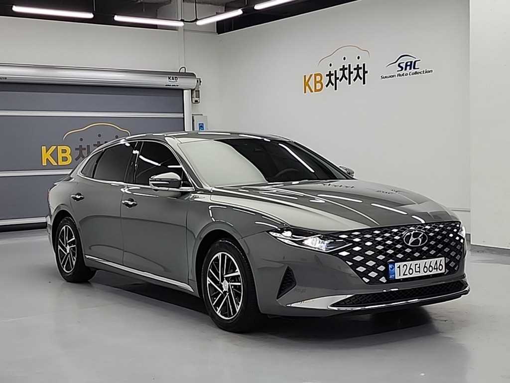 HYUNDAI Grandeur - Vista 4