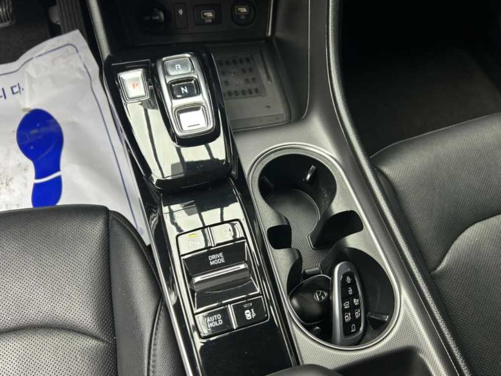 HYUNDAI Sonata - Vista 12