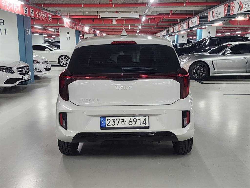 KIA Morning - Vista 5