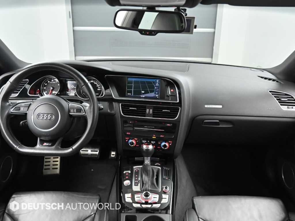 Audi RS5 - Vista 7