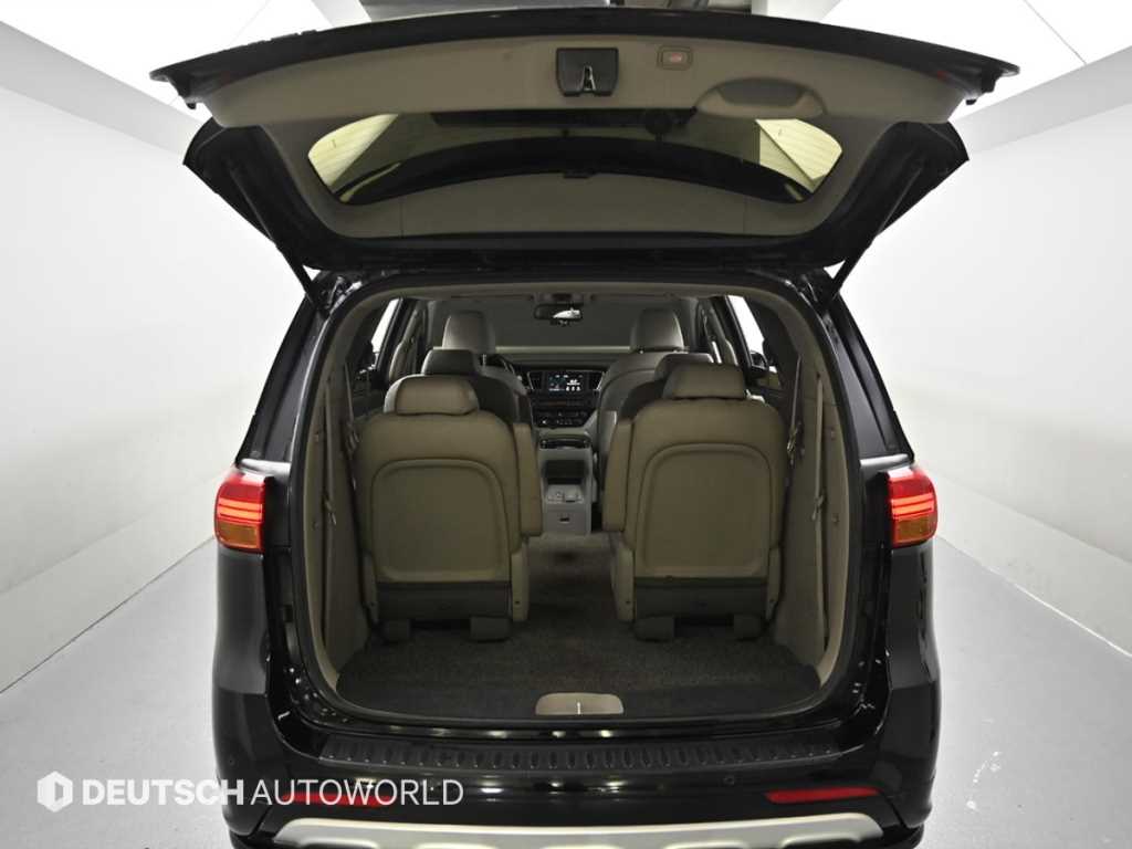 KIA Carnival 2018 Negro - Importación desde Corea - HF Imports Iquique - Foto 19