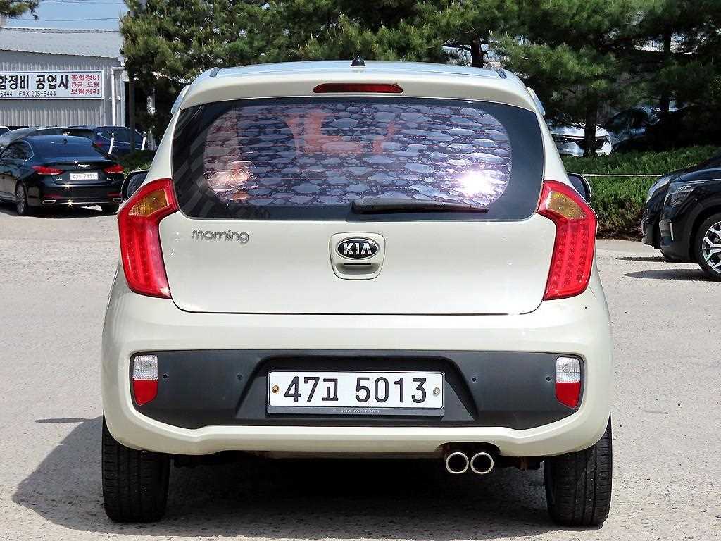 KIA Morning - Vista 4
