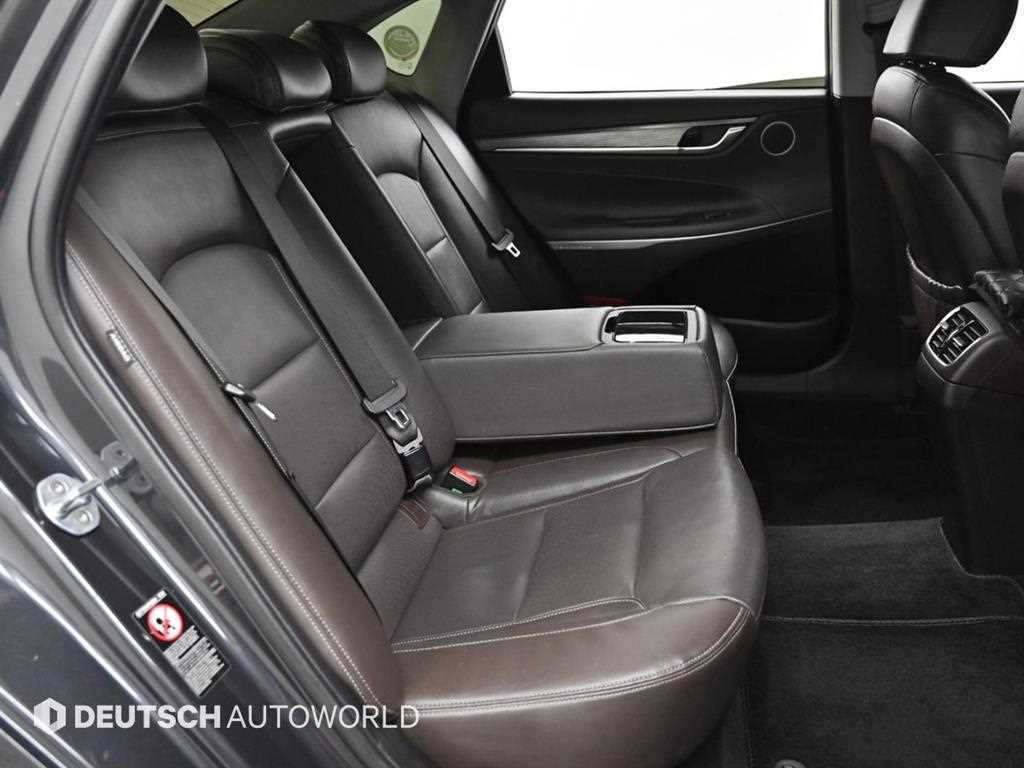 HYUNDAI Grandeur - Vista 12