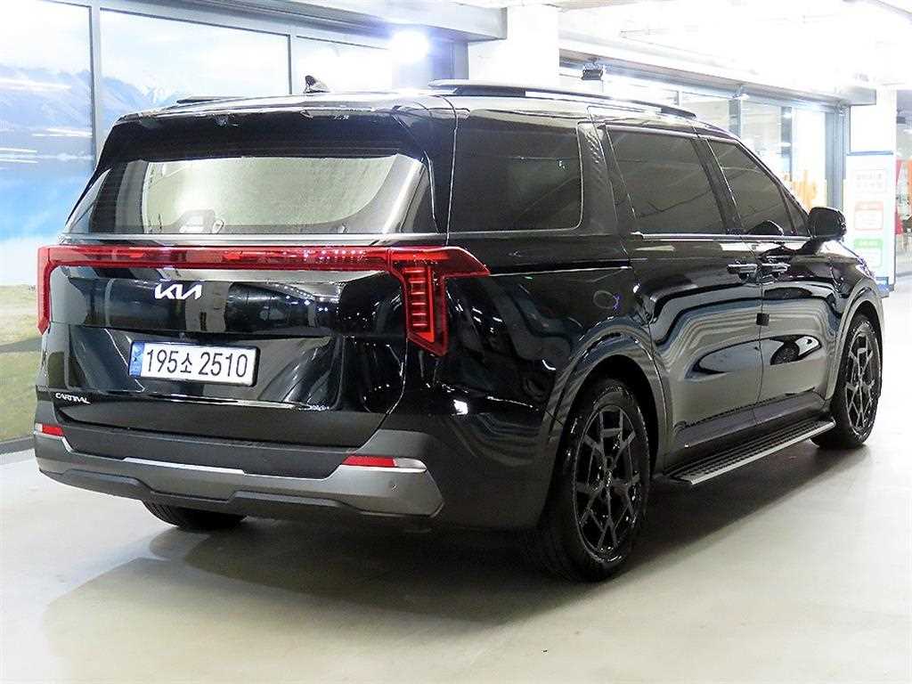 KIA Carnival - Vista 4