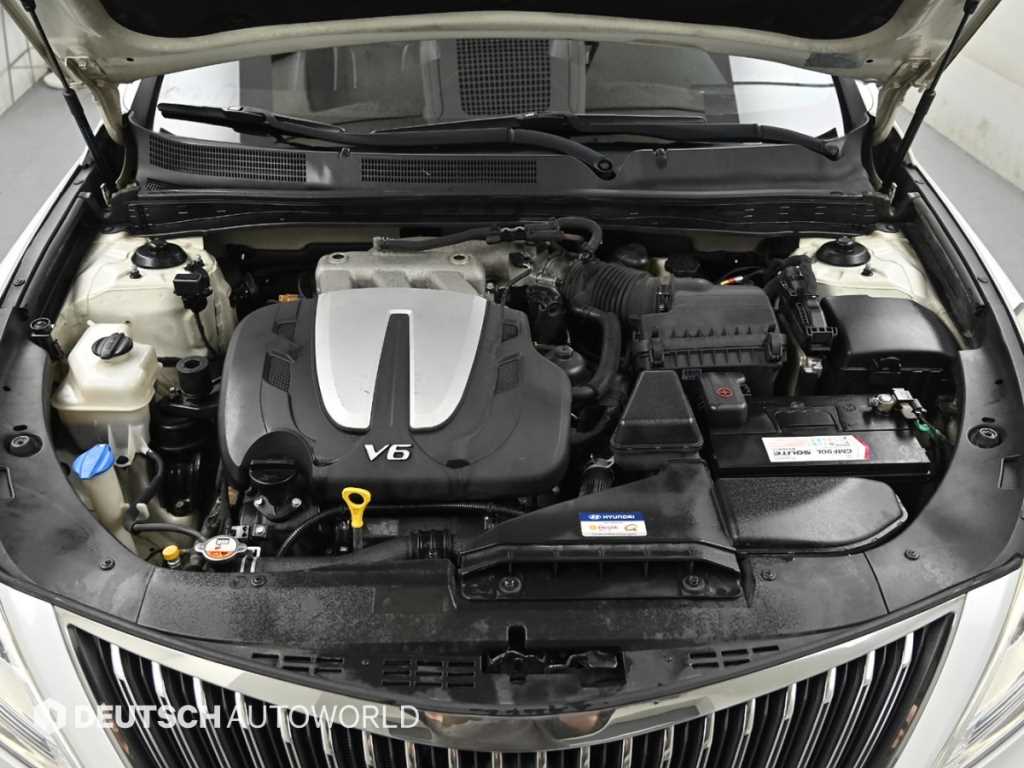 HYUNDAI Grandeur - Vista 6