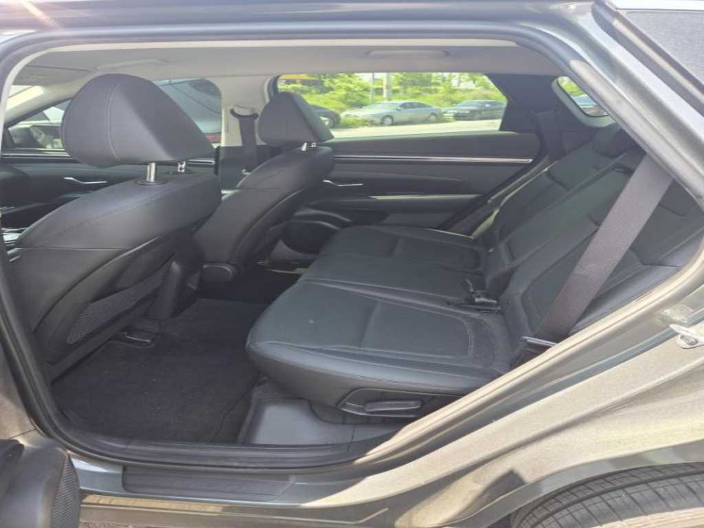 HYUNDAI Tucson - Vista 5