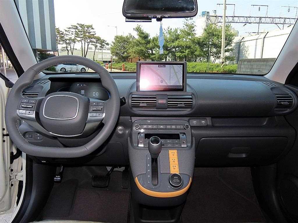 HYUNDAI Casper - Vista 7