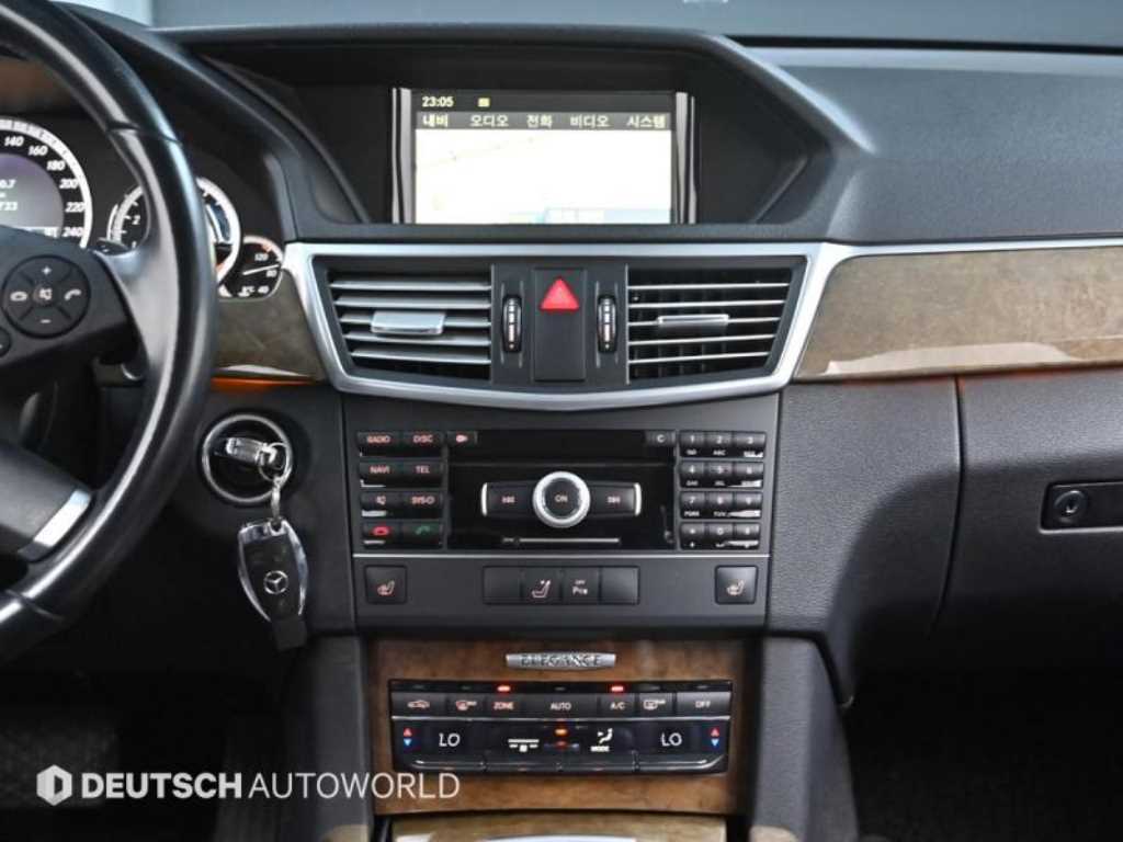 Mercedes Benz E class 2011 Negro - Importación desde Corea - HF Imports Iquique - Foto 14