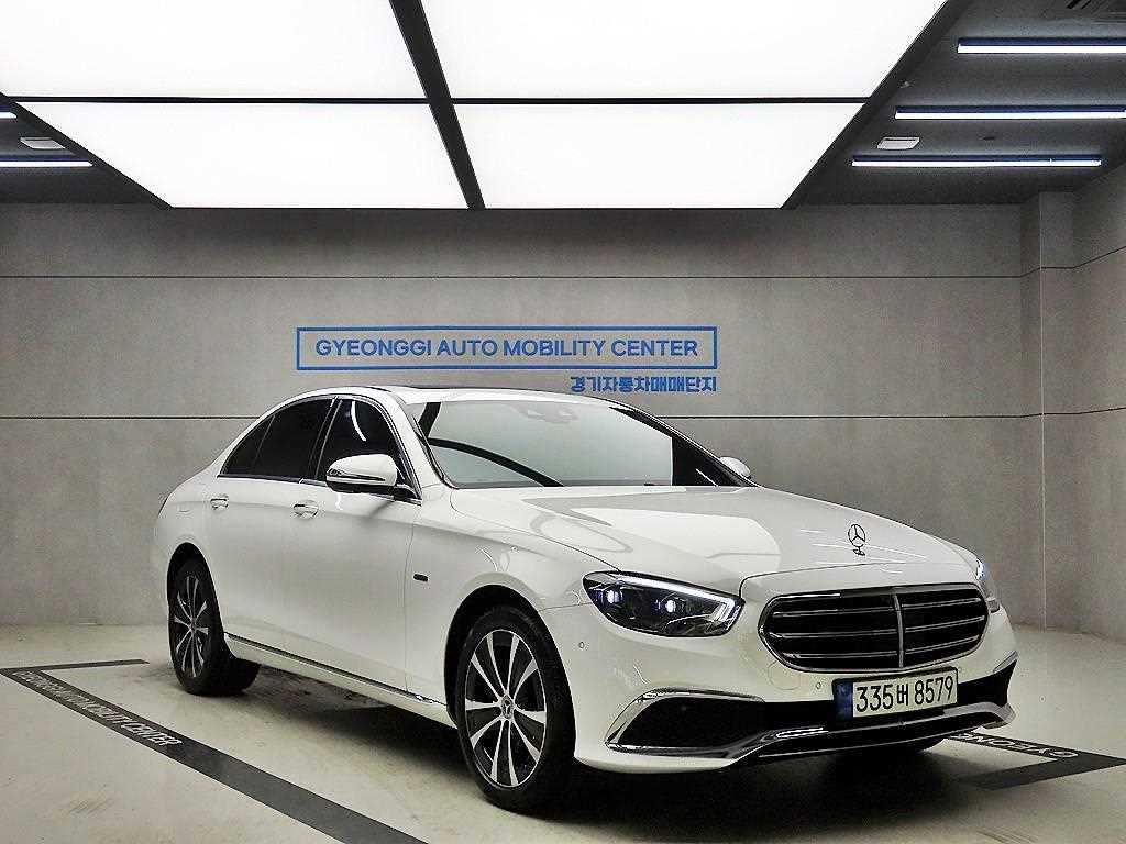 Mercedes Benz E class 2021 - Importación desde Corea - HF Imports Iquique - Foto 1