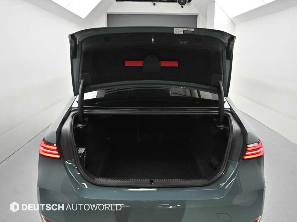 BMW 5 Series 2024 Verde - Importación desde Corea - HF Imports Iquique - Foto 19