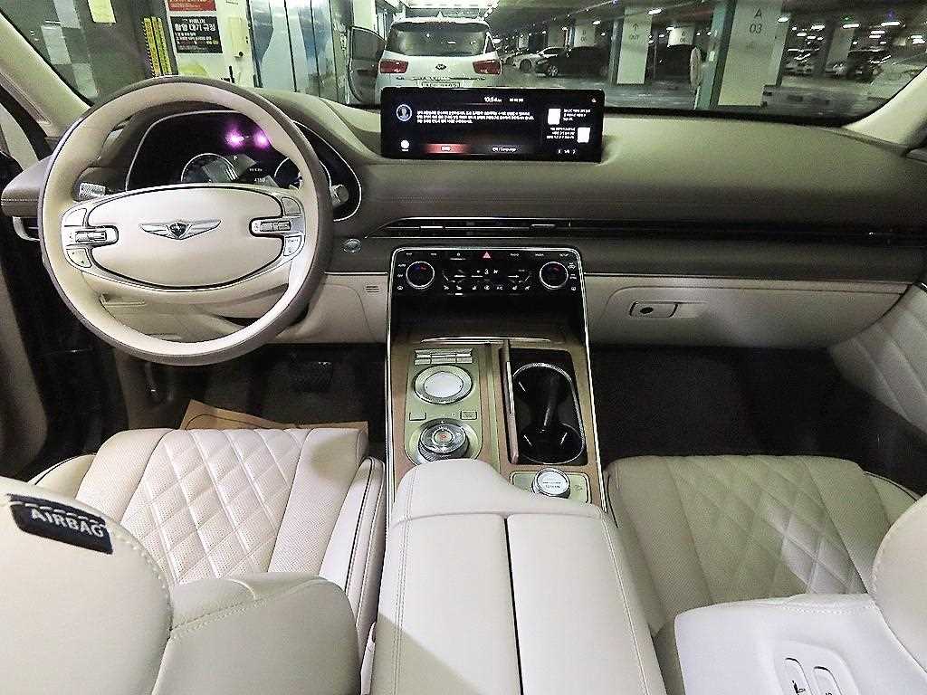 Genesis GV80 - Vista 10