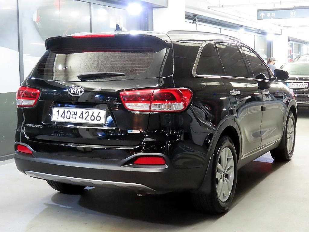 KIA Sorento - Vista 4