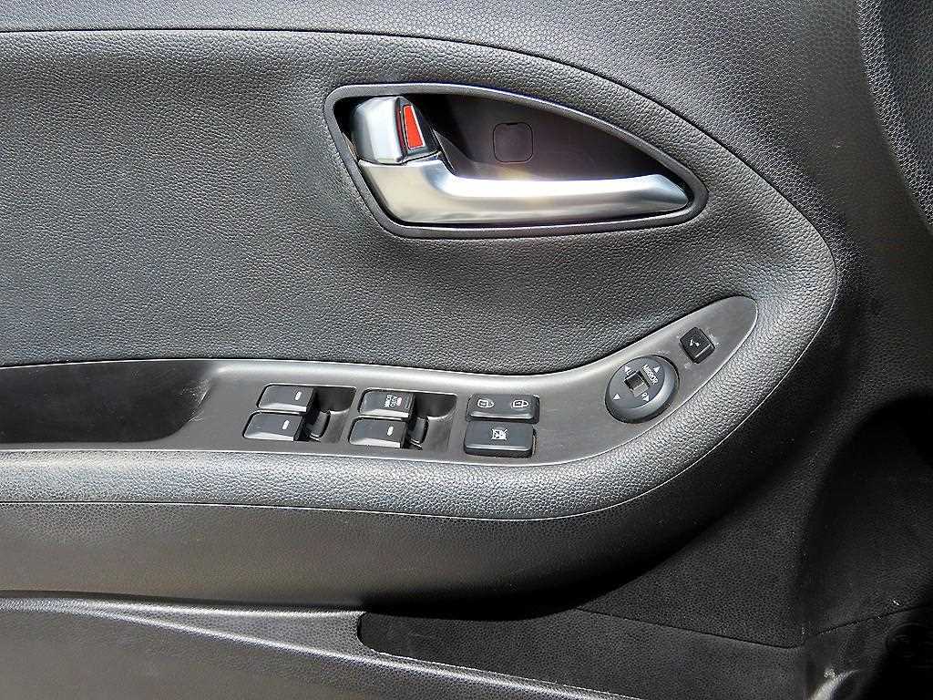 KIA Morning - Vista 11