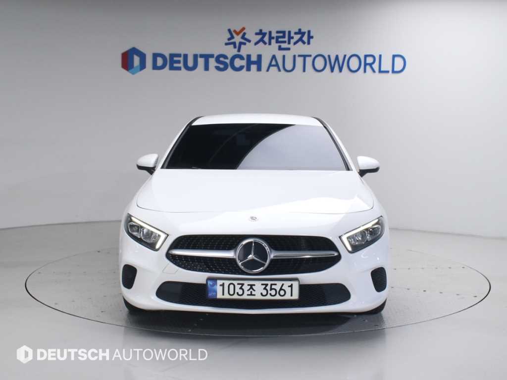 Mercedes Benz A Class - Vista 3
