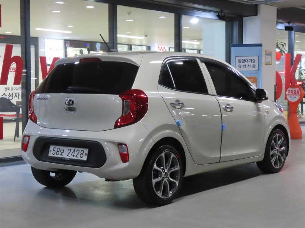 KIA Morning - Vista 4