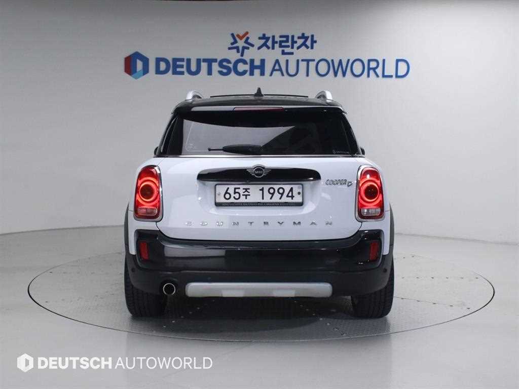 Mini Countryman - Vista 4