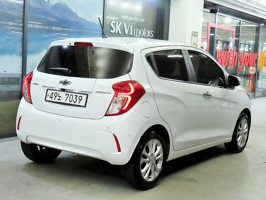 Chevrolet Spark - Vista 5