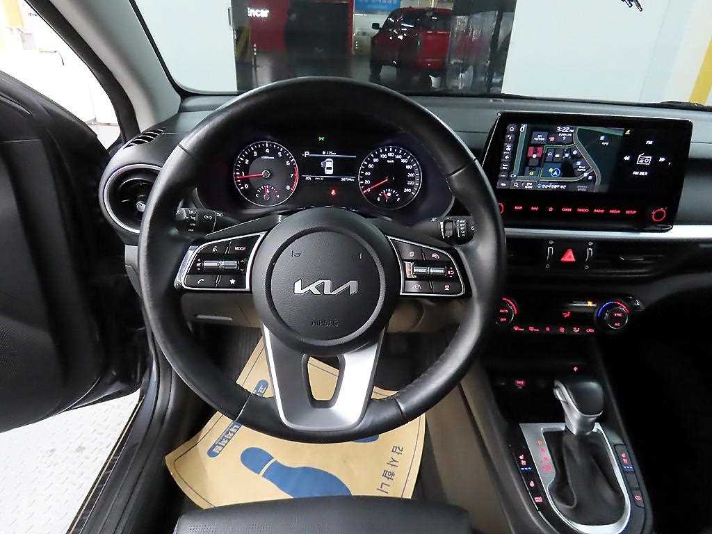 KIA K3 - Vista 9
