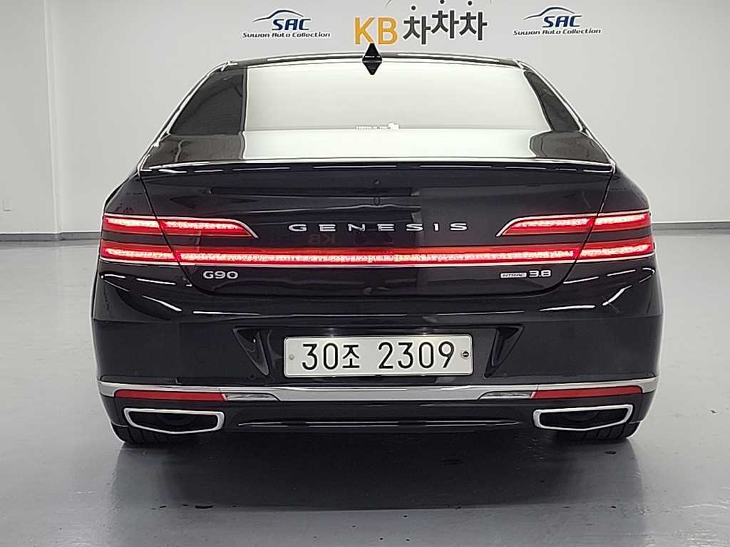 Genesis G90 - Vista 3