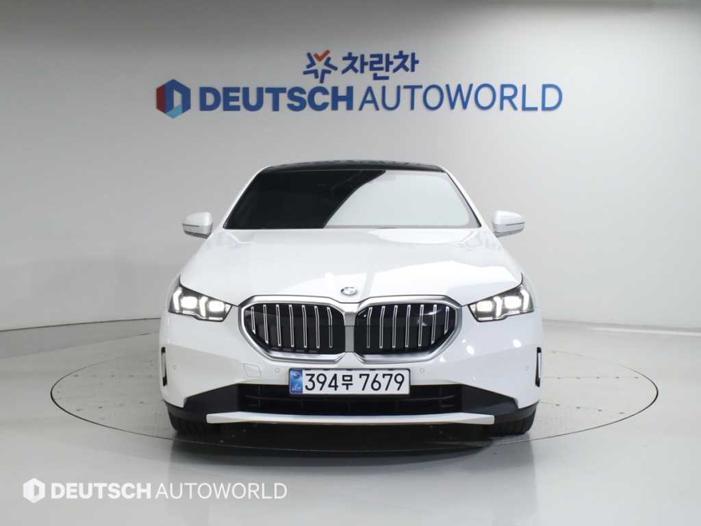 BMW 5 Series - Vista 3