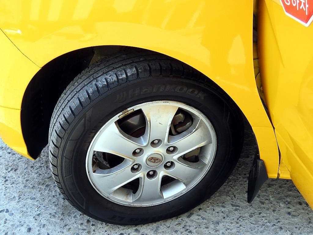 HYUNDAI Starex 2019 Amarillo - Importación desde Corea - HF Imports Iquique - Foto 20