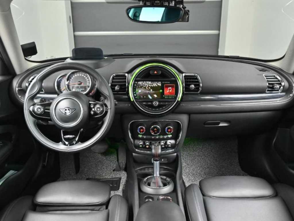 Mini Clubman - Vista 7