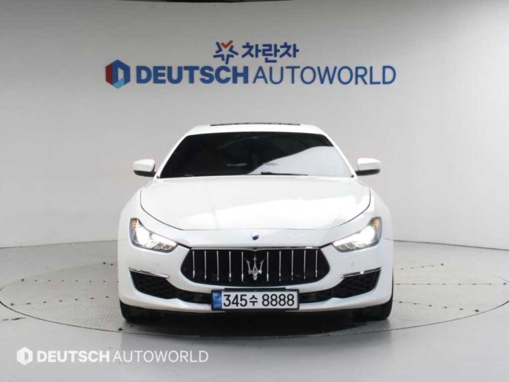 Maserati Ghibli - Vista 3