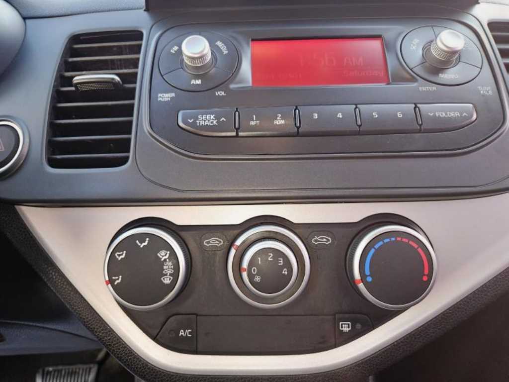 KIA Morning - Vista 11