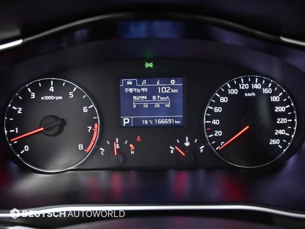 KIA K7 - Vista 9