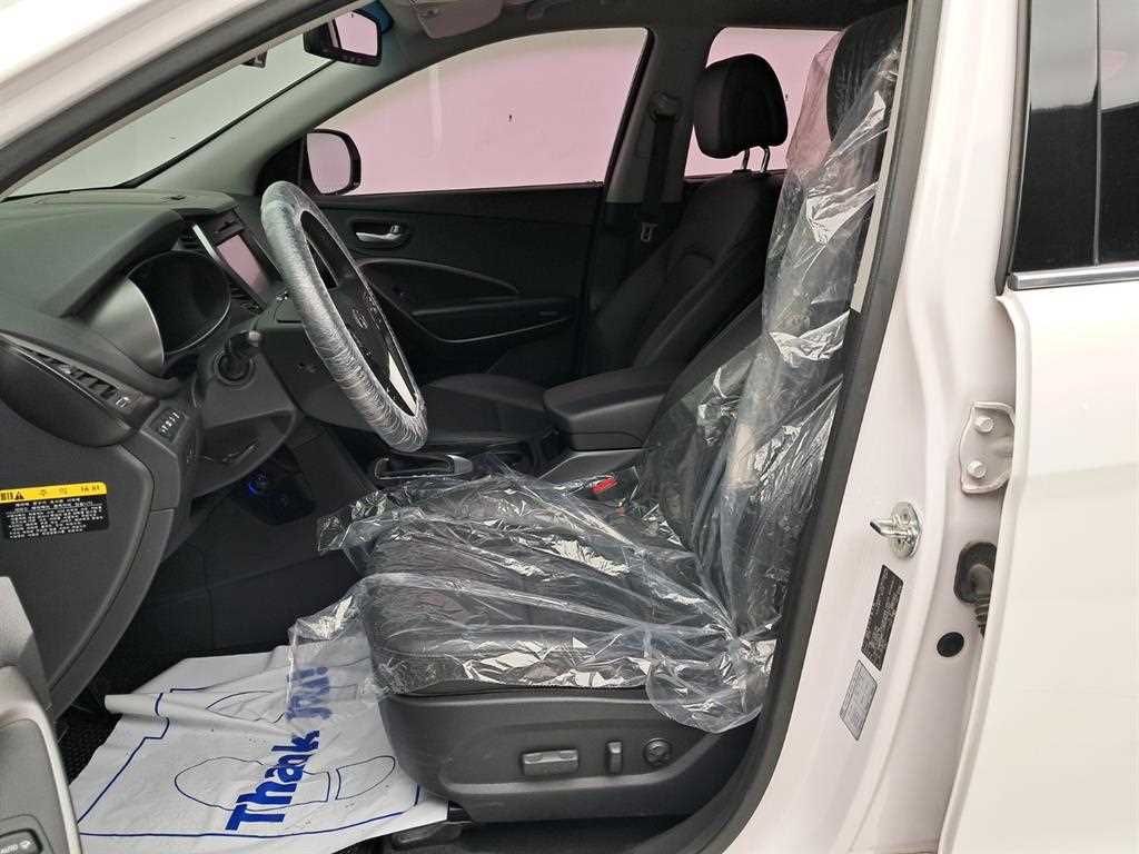 HYUNDAI Santa Fe - Vista 11