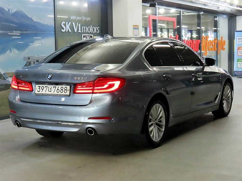 BMW 5 Series - Vista 4