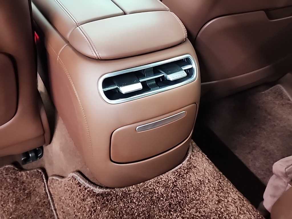 Genesis G90 2023 Negro - Importación desde Corea - HF Imports Iquique - Foto 13