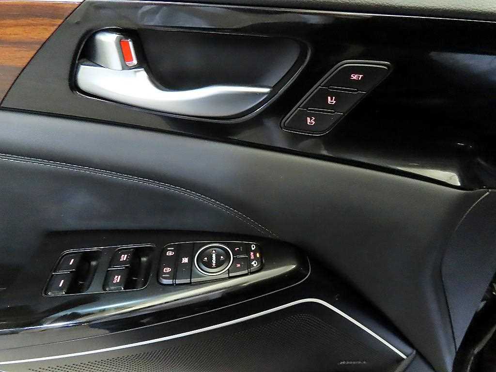 KIA K7 2017 Negro - Importación desde Corea - HF Imports Iquique - Foto 13