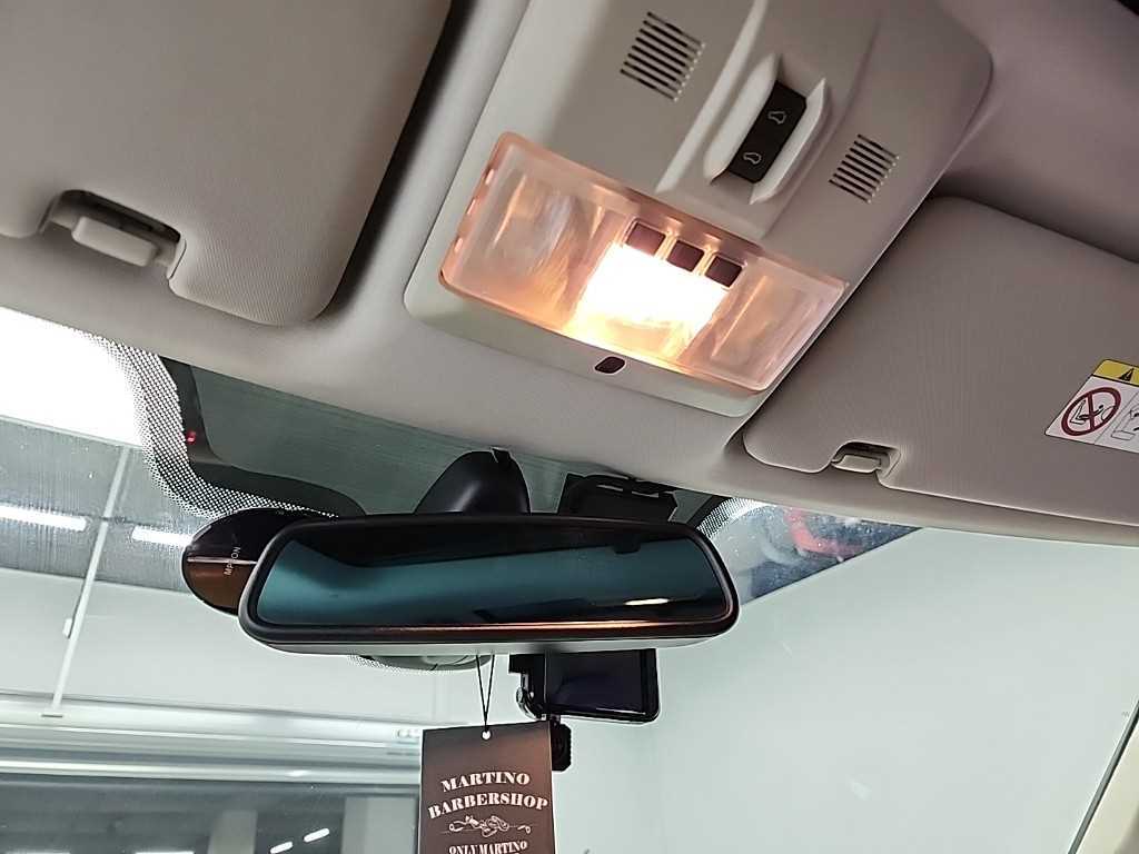Land Rover Discovery 2015 Blanco - Importación desde Corea - HF Imports Iquique - Foto 17