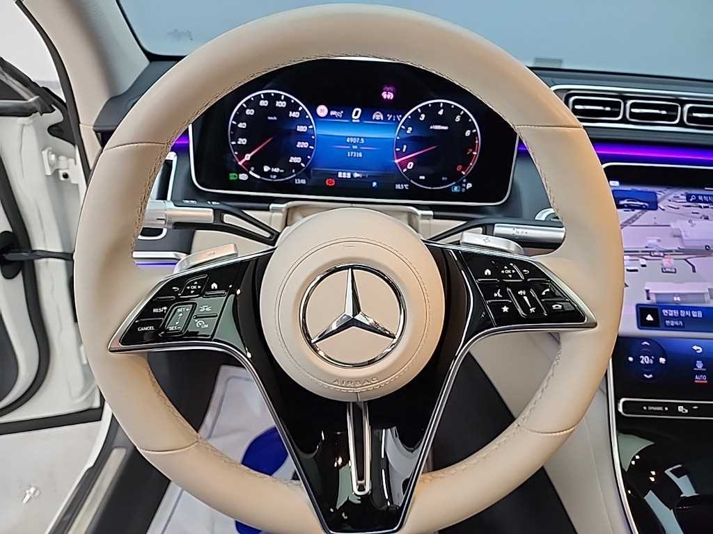 Mercedes Benz S Class - Vista 9