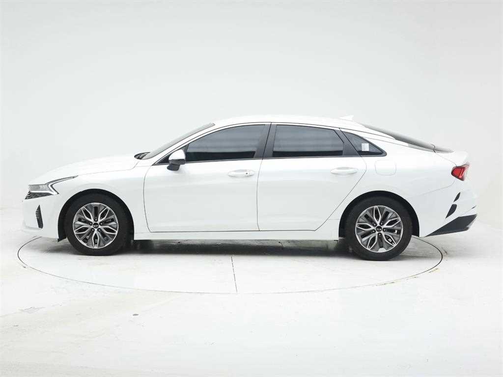 KIA K5 - Vista 4