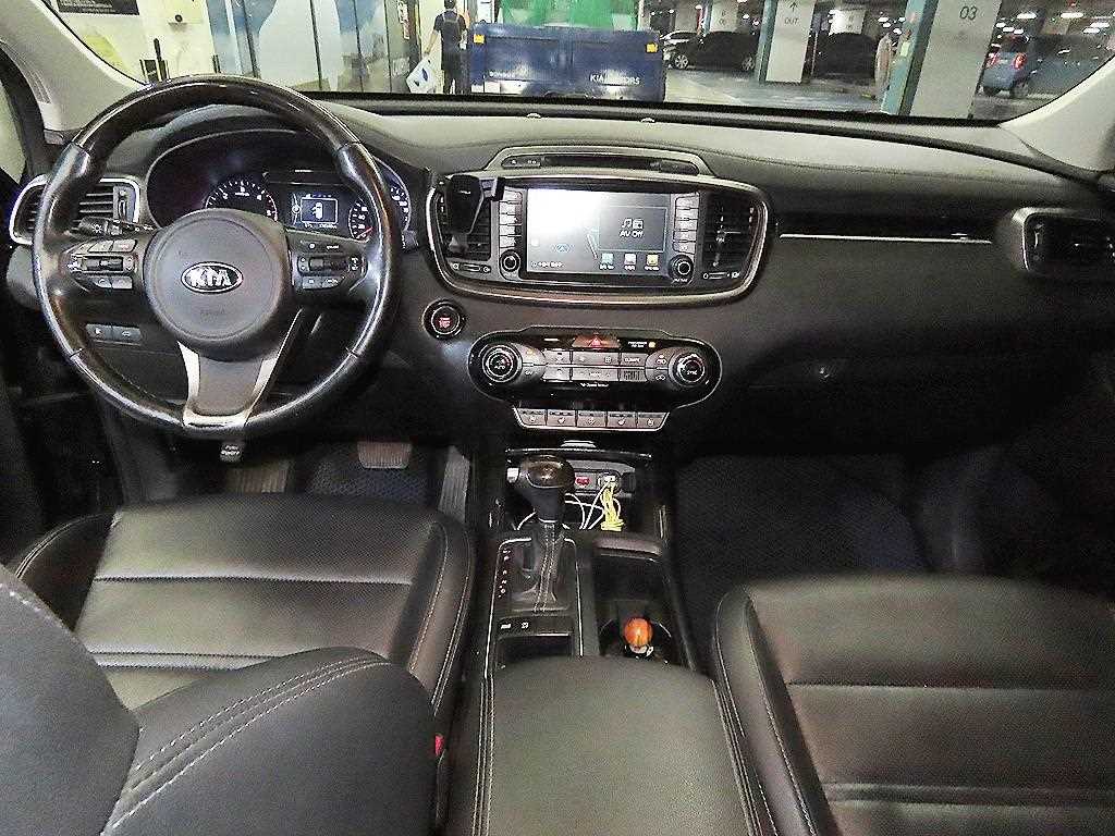 KIA Sorento - Vista 10